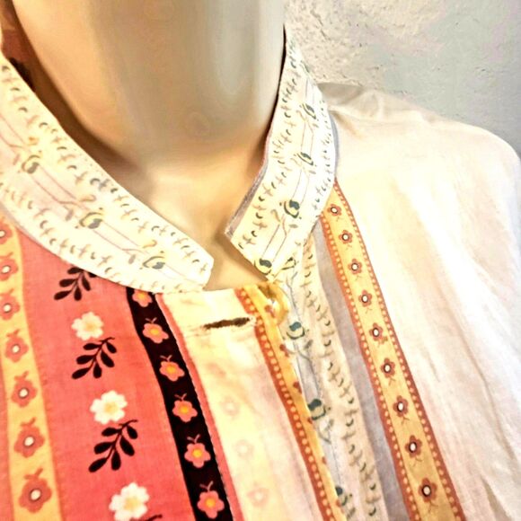 CITRON Butterfly Embroidered Tunic - SMALL - Unique Spring Floral - Ramie Linen - Picture 3 of 13